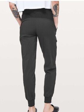 Lululemon Dance Studio Jogger *29" size 20
